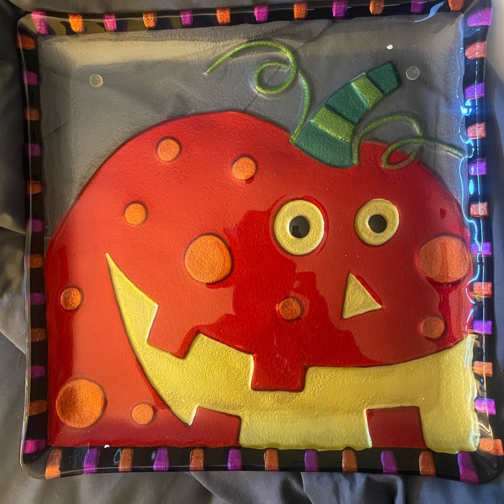 Colorful Pumpkin Art Plate-Fusion Brand.  A elegant way to decorate!
